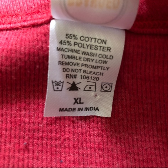 EUC ladies Branded Bull soft long sleeve scrub tees. Blue and Red. Size XL - Picture 6 of 6